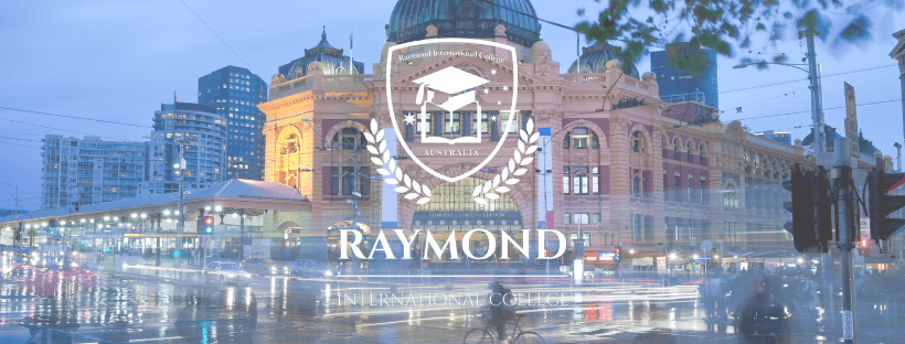 Cổng tòa nhà của trường RayMond International College