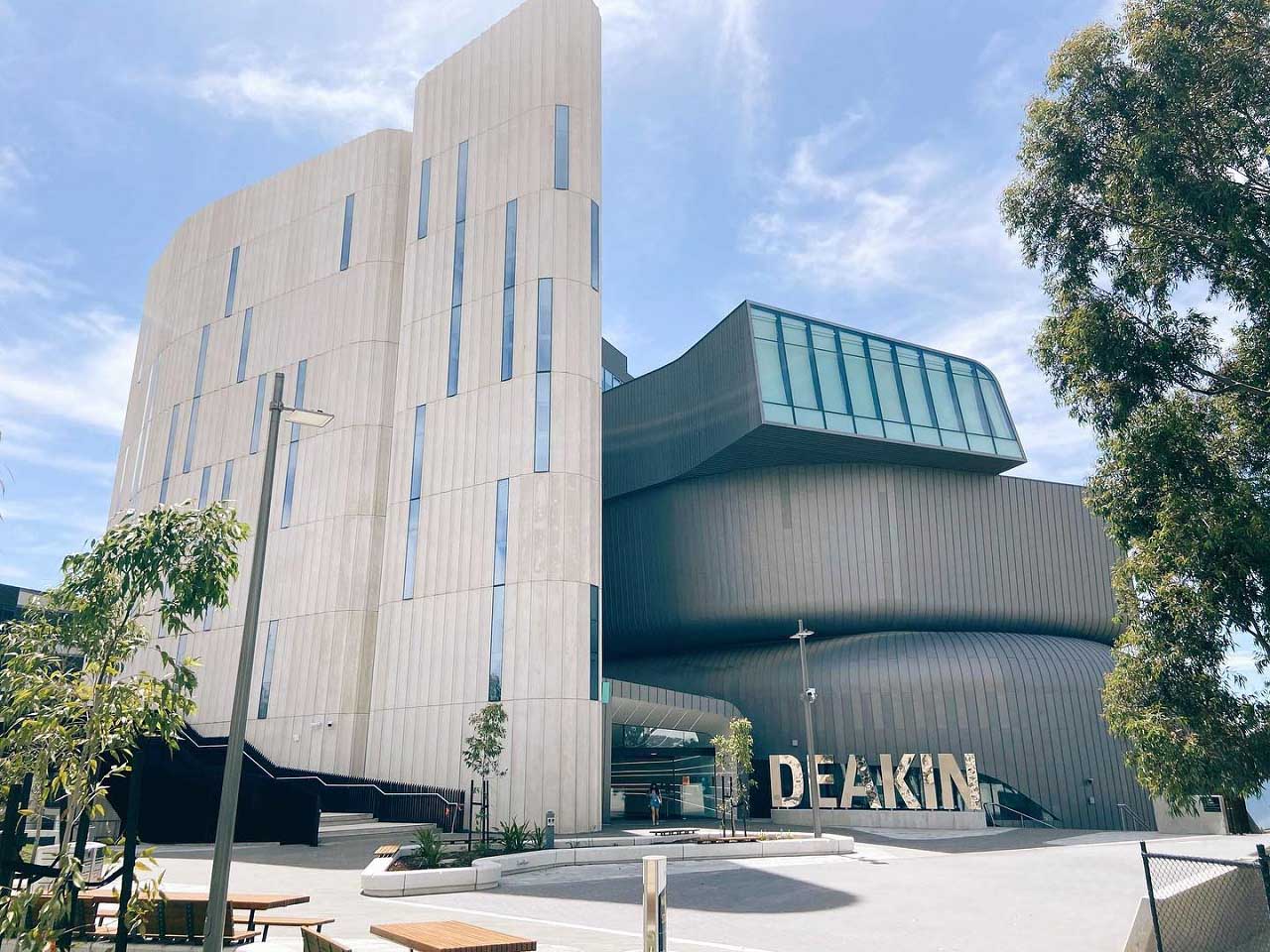 deakin-university-1